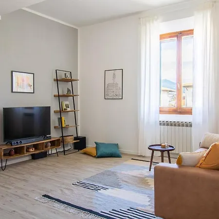Cozy And Bright Flat - Floor With Elevator דירה *