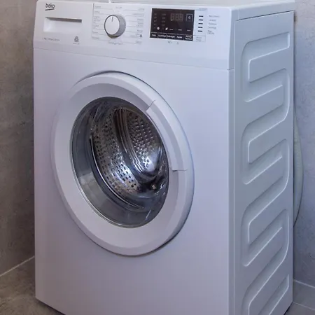 דירה Cozy And Bright Flat - Floor With Elevator
