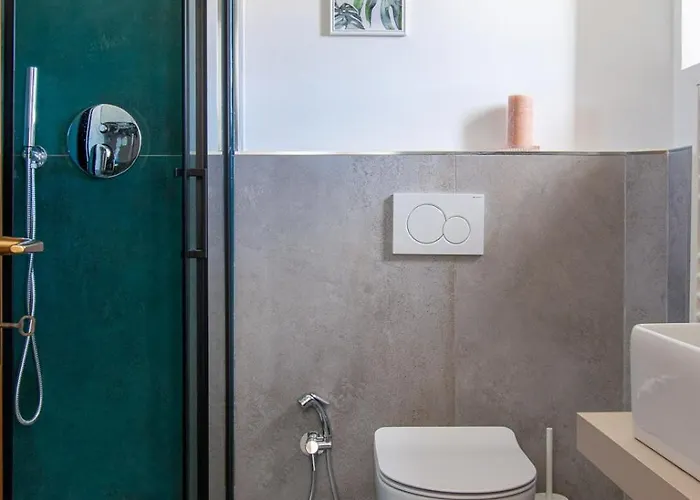 Cozy And Bright Flat - Floor With Elevator شقة فلورنس