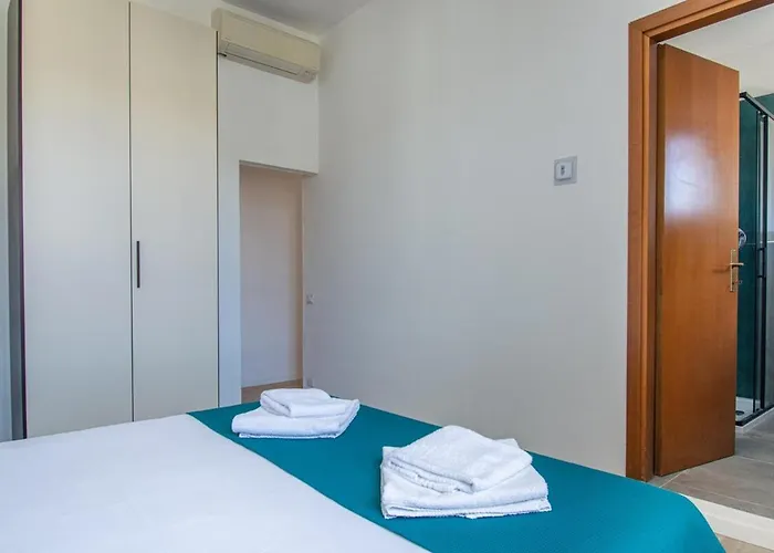 شقة Cozy And Bright Flat - Floor With Elevator *