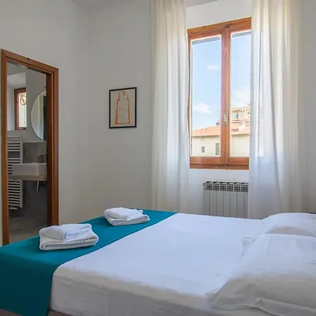 Cozy And Bright Flat - Floor With Elevator